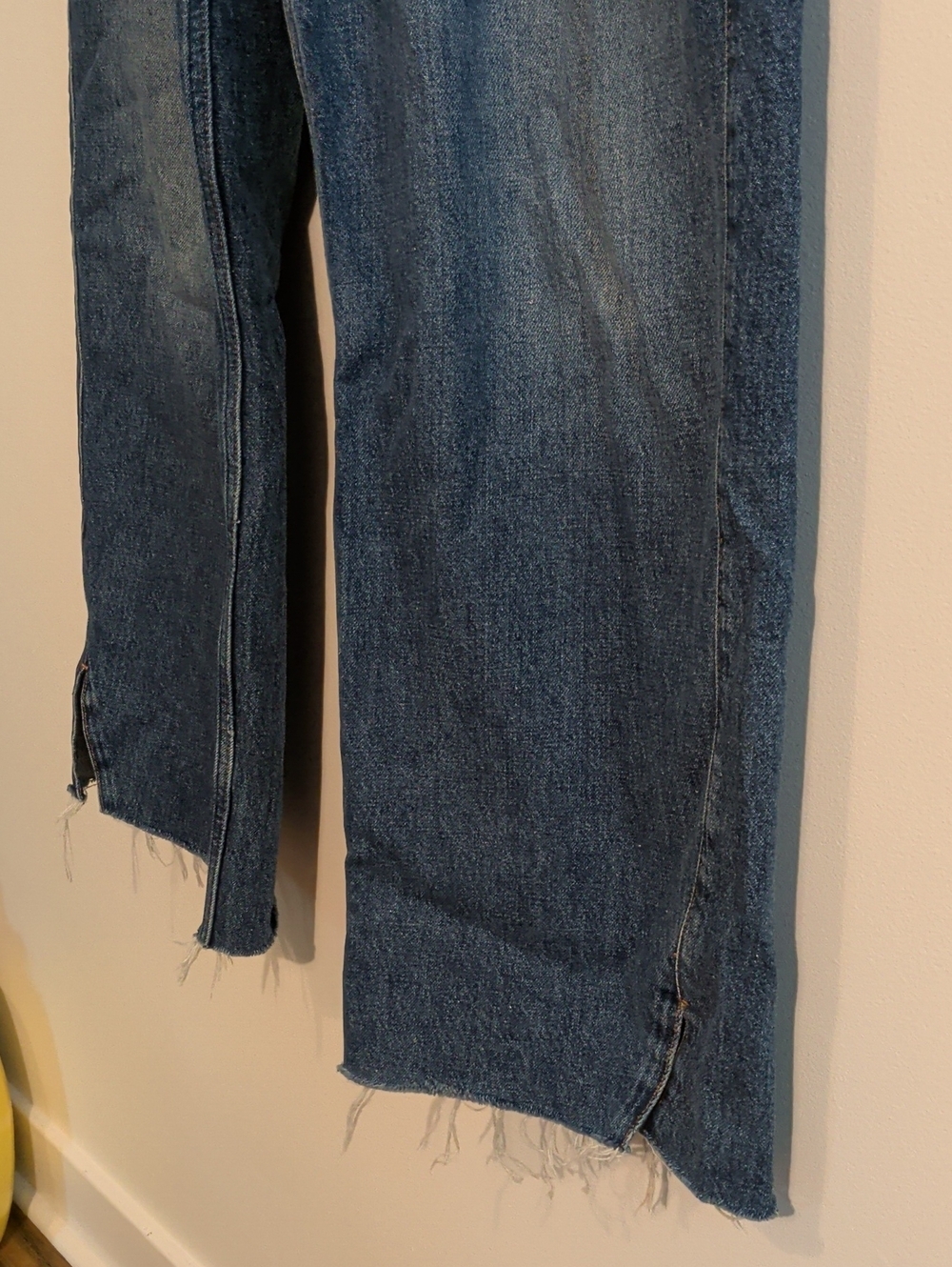REFORMATION 90s val mid rise straight leg jean - size 31 - Picture 8 of 12